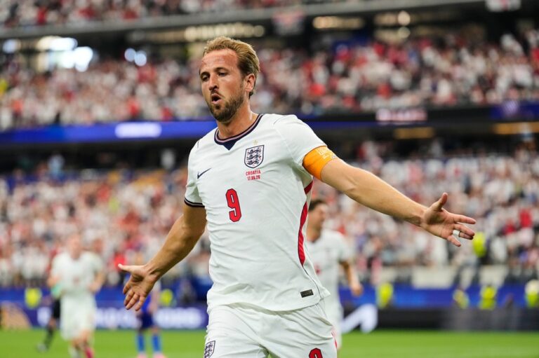 Kane-Backed Seat Unique Lands £20 Million as Striker Soaks Up American Culture