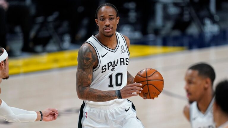 DeMar DeRozan Waived by Kings, Hits Free Agency Market