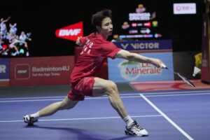 Shi Yuqi Reaches China Open Last 16 After Jason Teh Retires Injured