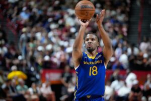 Warriors Beat Knicks 87-77 to Boost Summer League Playoff Hopes