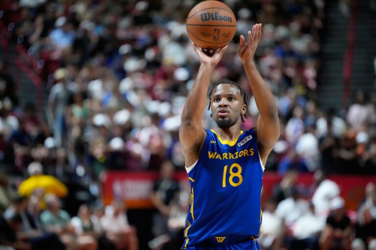 Warriors Beat Knicks 87-77 to Boost Summer League Playoff Hopes
