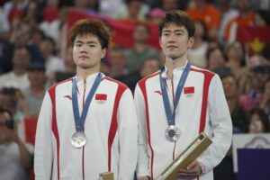 China's Men's Doubles Drought Ends As Liang Weikeng And Wang Chang Win Gold