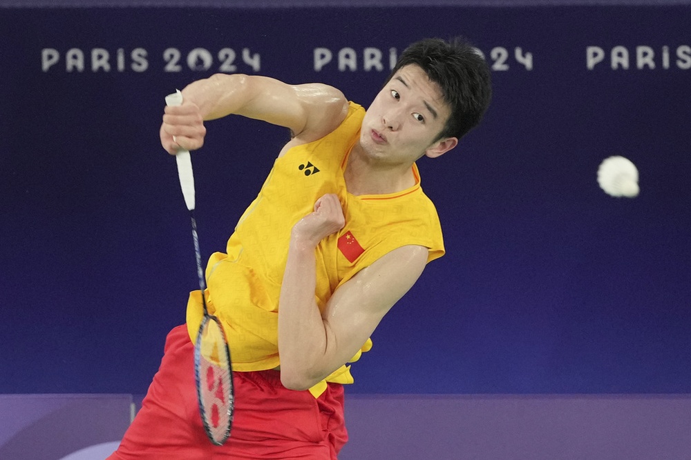 China's Men's Singles Hit Historic Low as Only Li Shifeng Advances to Round of 32