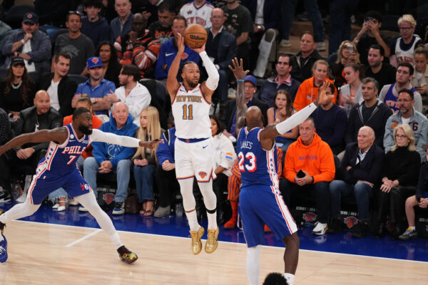 LeBron James and Jaylen Brown Spoil Knicks' Ring Night as 76ers Win 106-100